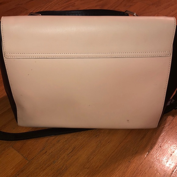 Kate Spade Purse - Picture 5 of 6